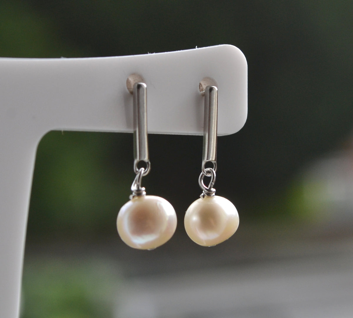 Sterling Silver 925 7x8mm Oval Genuine Freshwater White Pearl Long Bar Drop Earrings