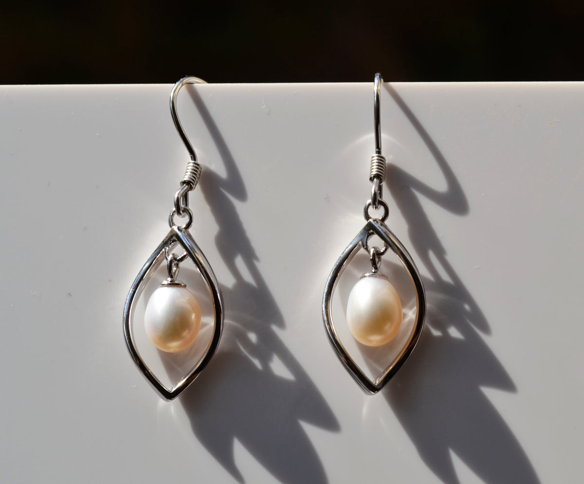 Sterling Silver 925 Genuine Freshwater White 7x6mm Oval Pearl Twist Hookwire Earrings